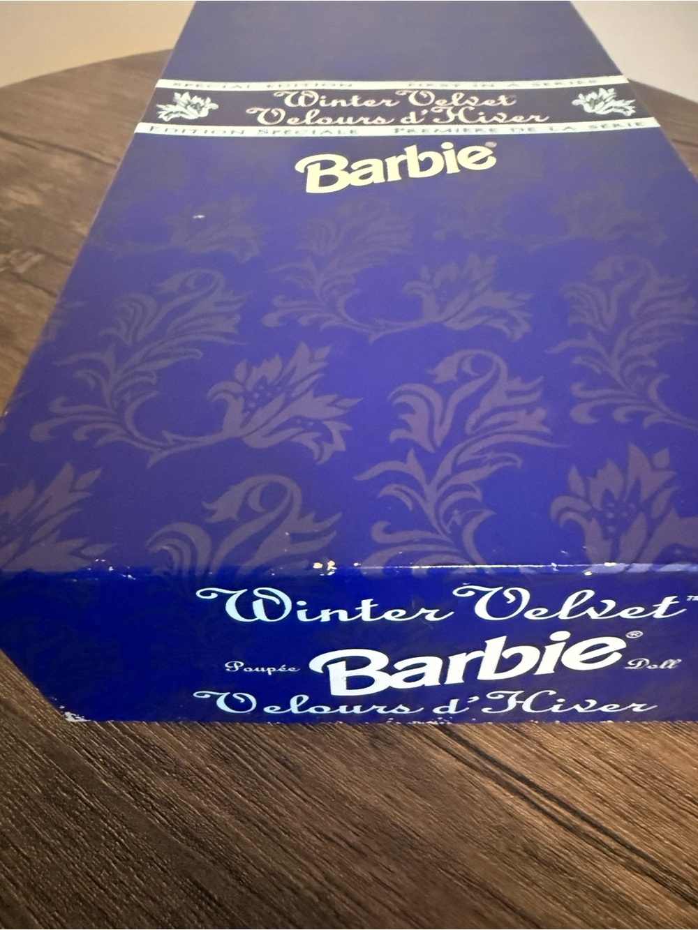 Collector Barbie - Picture 4 of 4